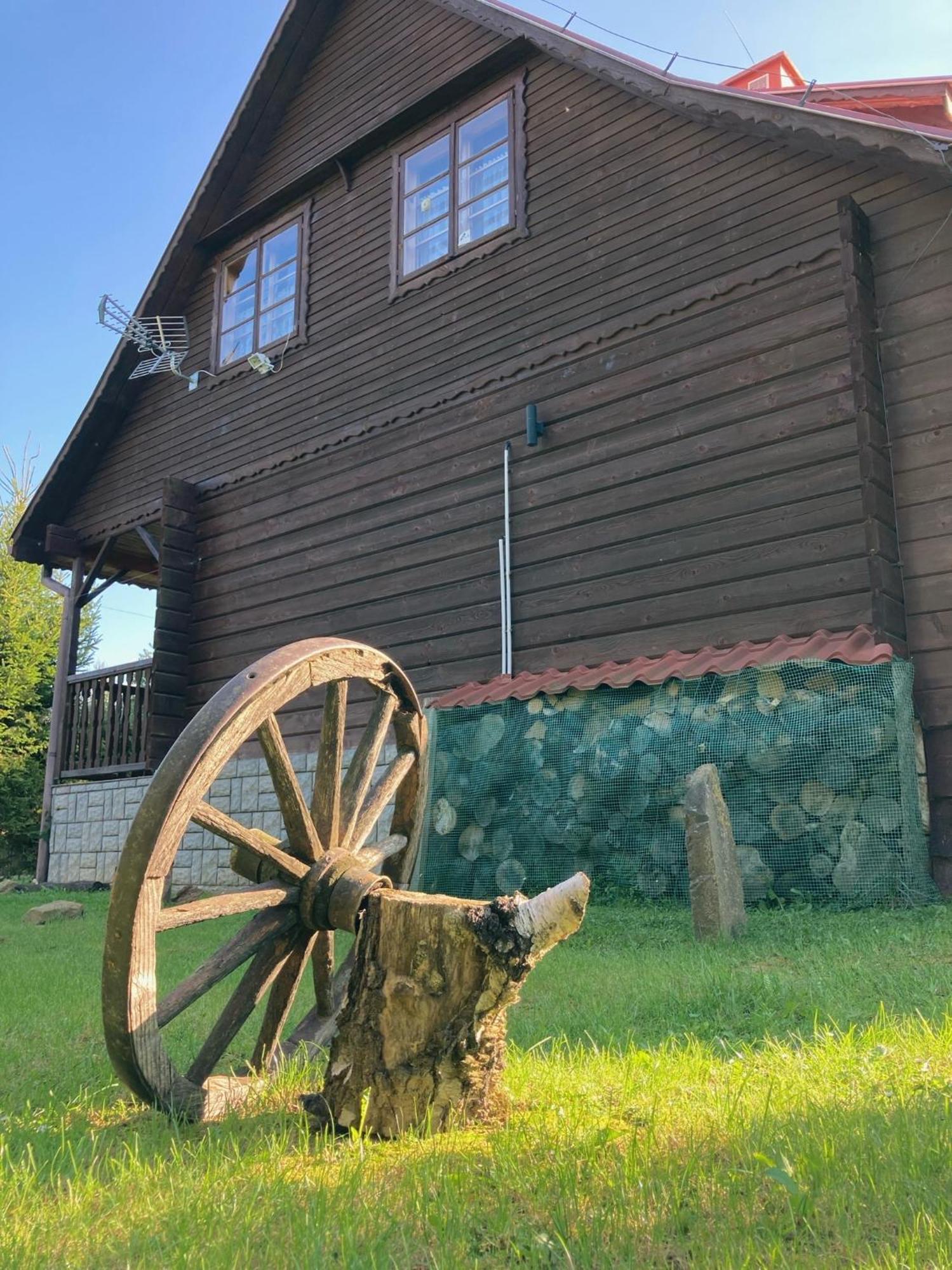 Urocza Chata Z Sauna W Bieszczadzkim Parku Krajobrazowym Bukowiec  Exterior photo